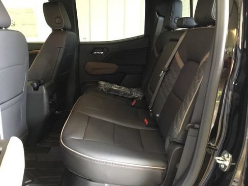 New 2026 GMC Canyon Denali AWD/4WD image 38