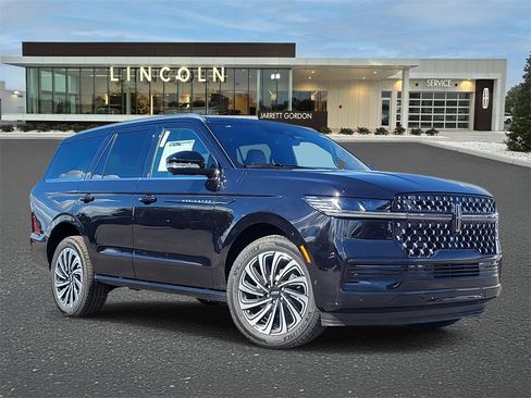 New 2025 Lincoln Navigator Black Label image 1