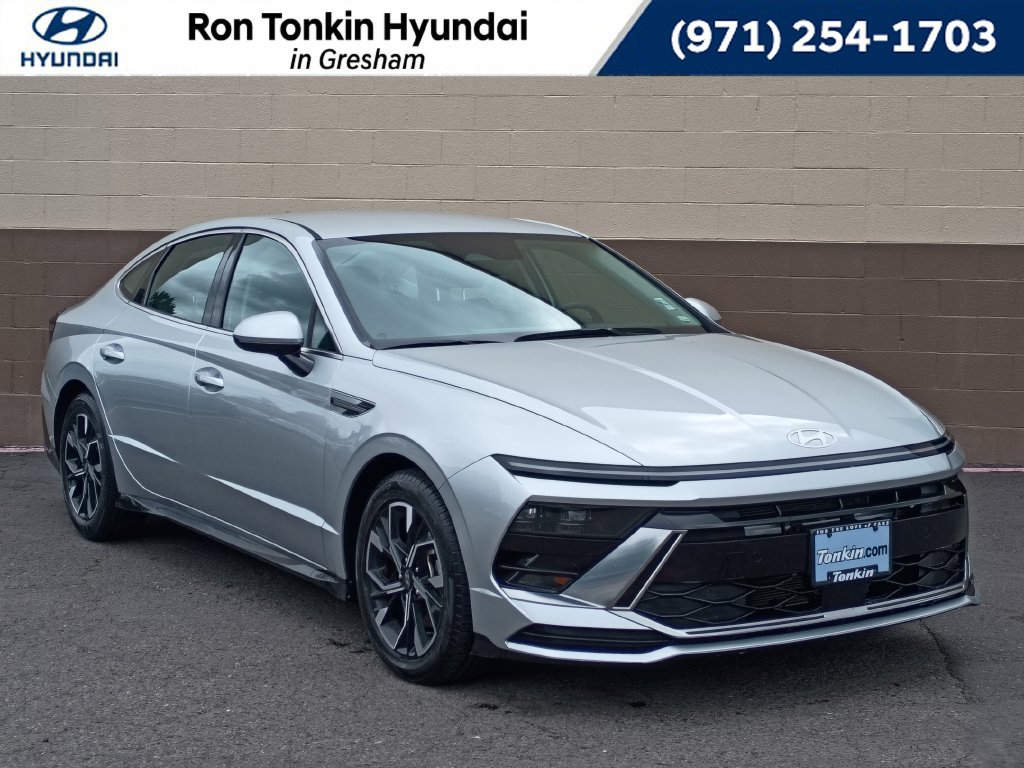 Certified 2025 Hyundai Sonata SEL FWD image 1