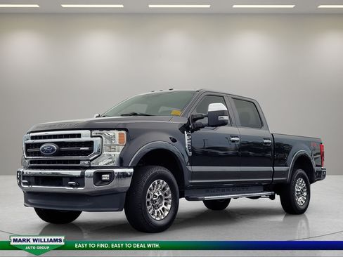 Used 2020 Ford F250 Lariat w/ Chrome Package AWD/4WD image 8