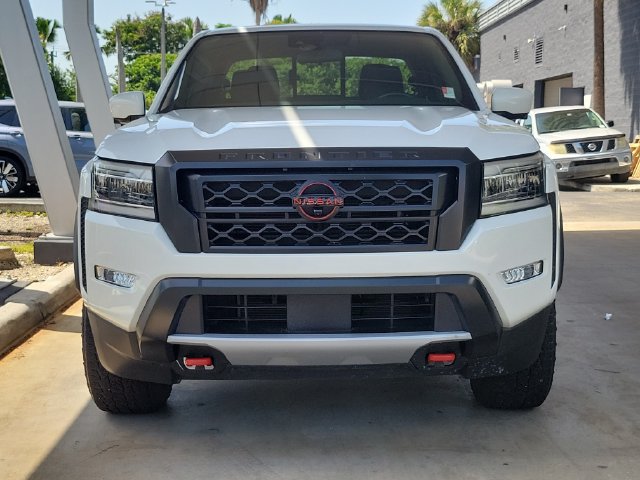 Used 2023 Nissan Frontier Pro-X w/ Pro Convenience Package RWD image 2