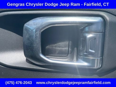 Used 2022 Jeep Wrangler Unlimited Sport AWD/4WD image 13