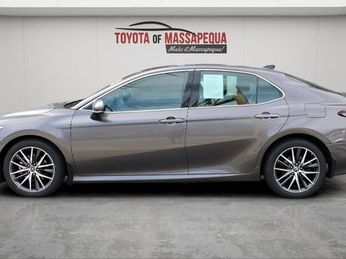 Certified 2023 Toyota Camry XLE w/ Navigation Package AWD/4WD image 27