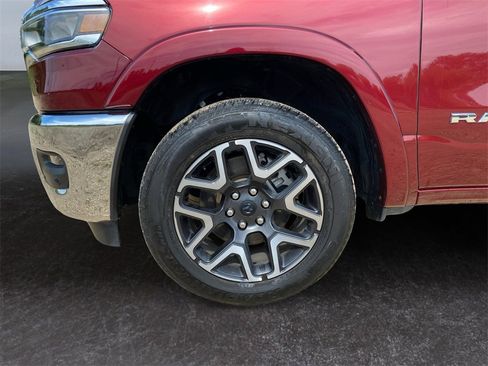 Used 2025 RAM 1500 Laramie image 14