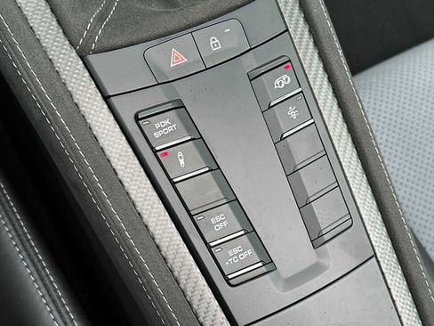 Certified 2024 Porsche 718 Boxster Spyder RS image 21