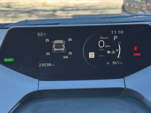 Used 2025 Toyota Prius LE image 40