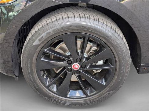 Certified 2023 Jaguar F-PACE S image 25