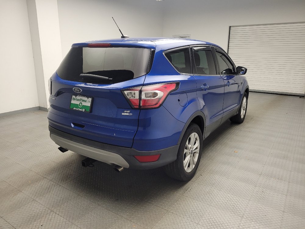 Used 2017 Ford Escape SE w/ SE Cold Weather Package AWD/4WD image 9