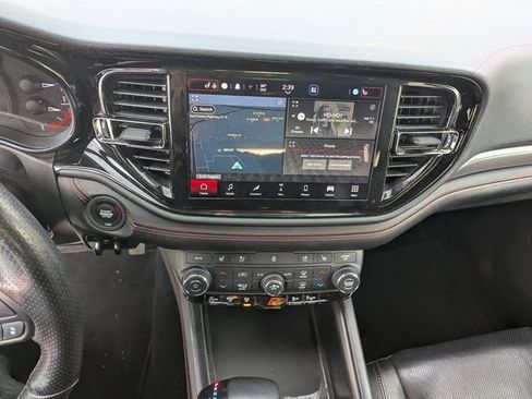 Used 2023 Dodge Durango GT image 13