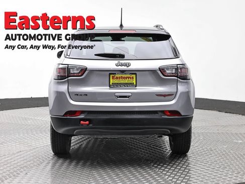 Used 2022 Jeep Compass Trailhawk w/ Trailhawk Elite Group AWD/4WD image 6