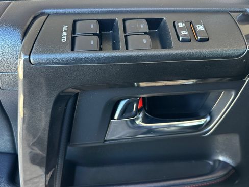 Used 2024 Toyota 4Runner TRD Off-Road Premium w/ Moonroof Package AWD/4WD image 8