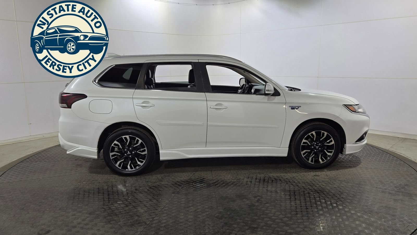 Used 2018 Mitsubishi Outlander SEL AWD/4WD image 8