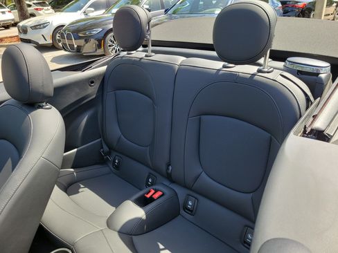 Certified 2023 MINI Cooper Convertible FWD image 11