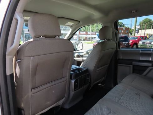 Used 2018 Ford F150 XLT w/ Equipment Group 302A Luxury AWD/4WD image 13