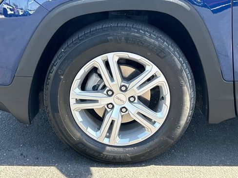 Used 2022 GMC Terrain SLE FWD image 33