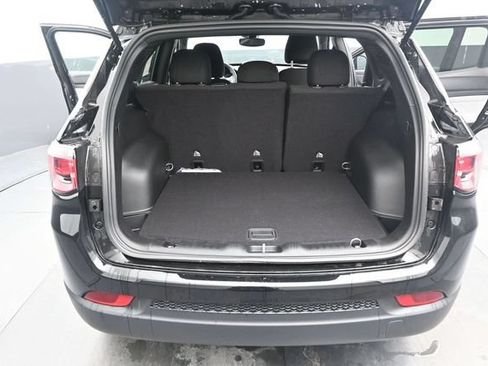 Used 2025 Jeep Compass Sport w/ Mopar Graphics Package AWD/4WD image 11