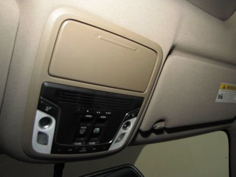 Used 2019 Honda Ridgeline RTL-T image 8