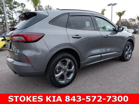 Used 2023 Ford Escape ST-Line image 5