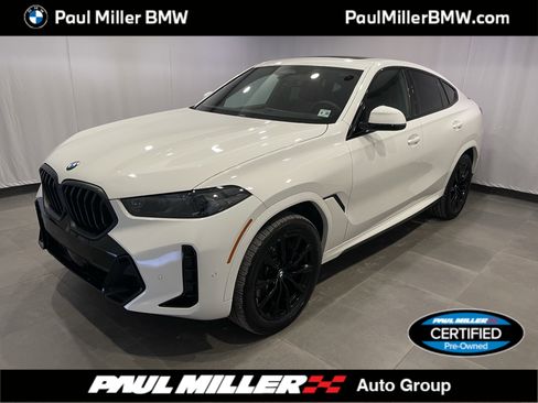 Used 2025 BMW X6 xDrive40i w/ Climate Comfort Package image 1