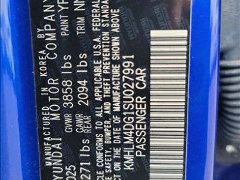 Used 2025 Hyundai Elantra Sport w/ Cargo Package image 22