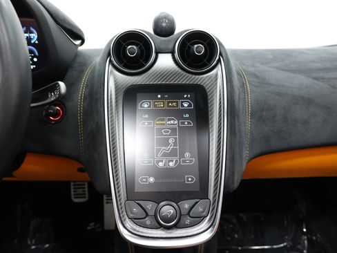 Used 2019 McLaren 570S Spider RWD image 36