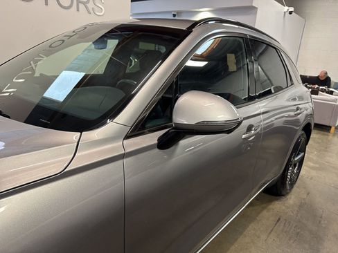 Used 2023 Genesis GV70 2.5T w/ Sport Prestige Package AWD/4WD image 6