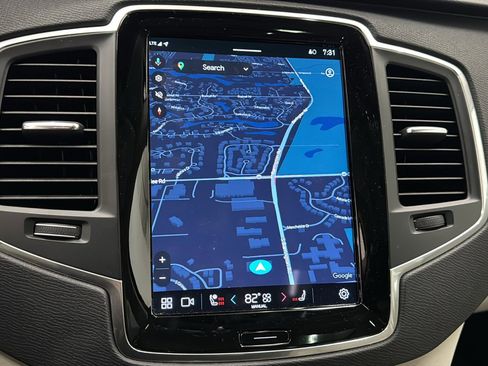 Certified 2023 Volvo XC90 B6 Core w/ Protection Package Premier image 17