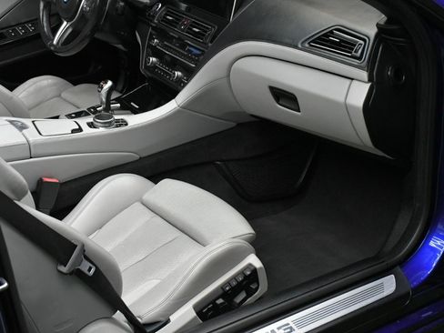 Used 2017 BMW M6 Convertible RWD image 38