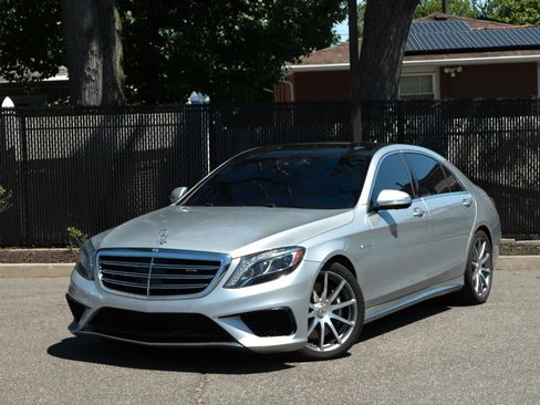 Used 2014 Mercedes-Benz S 63 AMG 4MATIC Sedan image 21