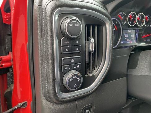 Used 2020 Chevrolet Silverado 1500 LT w/ All-Star Edition image 17