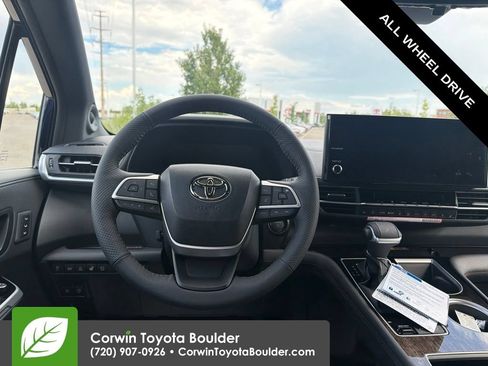 Used 2026 Toyota Sienna Platinum AWD/4WD image 22