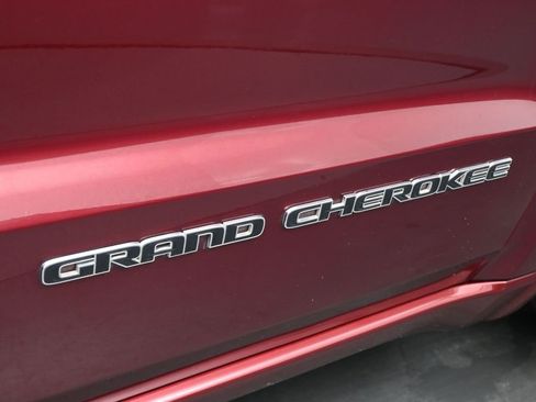 Used 2019 Jeep Grand Cherokee Overland image 27
