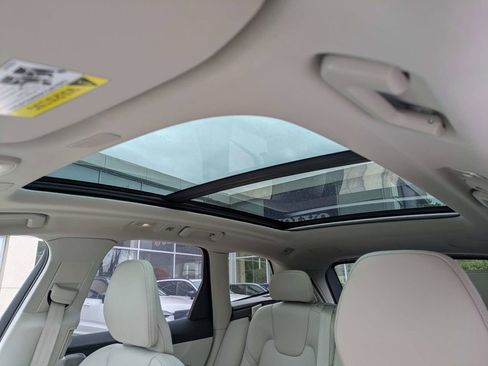 Certified 2025 Volvo XC60 B5 Ultra w/ Protection Package Premier AWD/4WD image 26