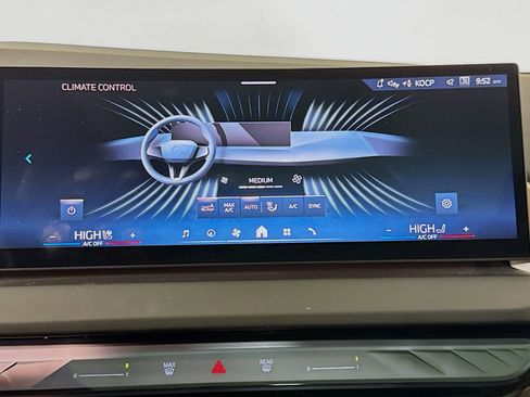 Used 2025 BMW X3 xDrive30i w/ Convenience Package image 15