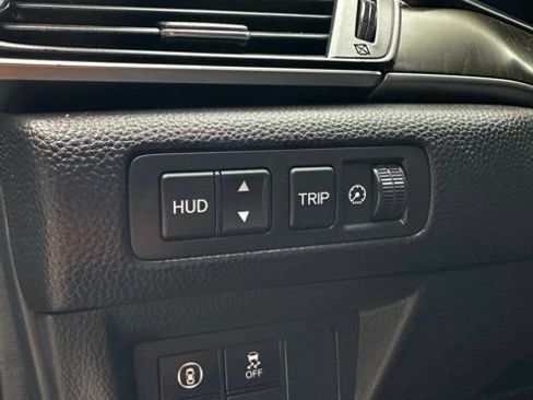 Used 2018 Honda Accord Touring image 31