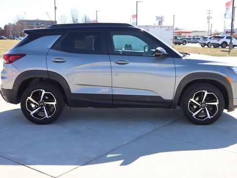 Used 2023 Chevrolet TrailBlazer RS w/ Convenience Package image 5