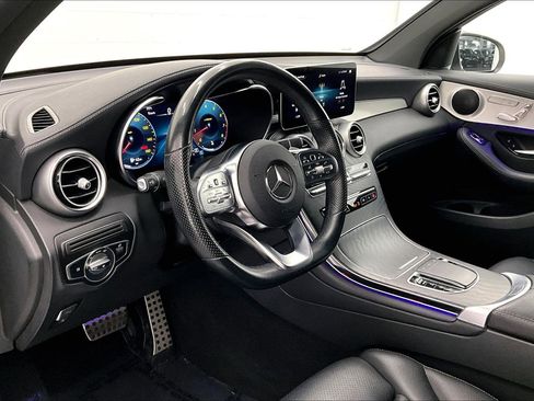 Used 2023 Mercedes-Benz GLC 300 4MATIC Coupe image 19
