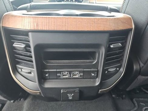 Used 2022 RAM 1500 Limited w/ Body-Colour Bumper Group image 8
