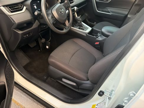 Used 2025 Toyota RAV4 LE FWD image 5