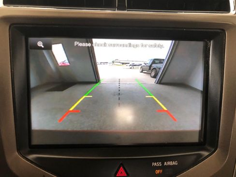 Used 2013 Lincoln MKX AWD image 17