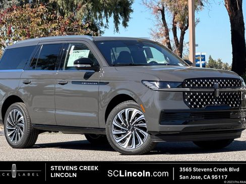 New 2025 Lincoln Navigator Black Label image 1