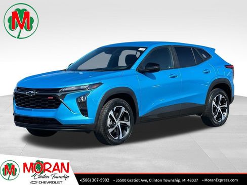 Certified 2025 Chevrolet Trax RS w/ Driver Confidence Package FWD image 1