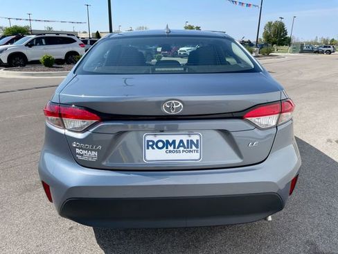 Used 2024 Toyota Corolla LE FWD image 4