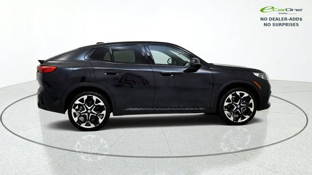 Used 2026 BMW X2 xDrive28i AWD/4WD image 10