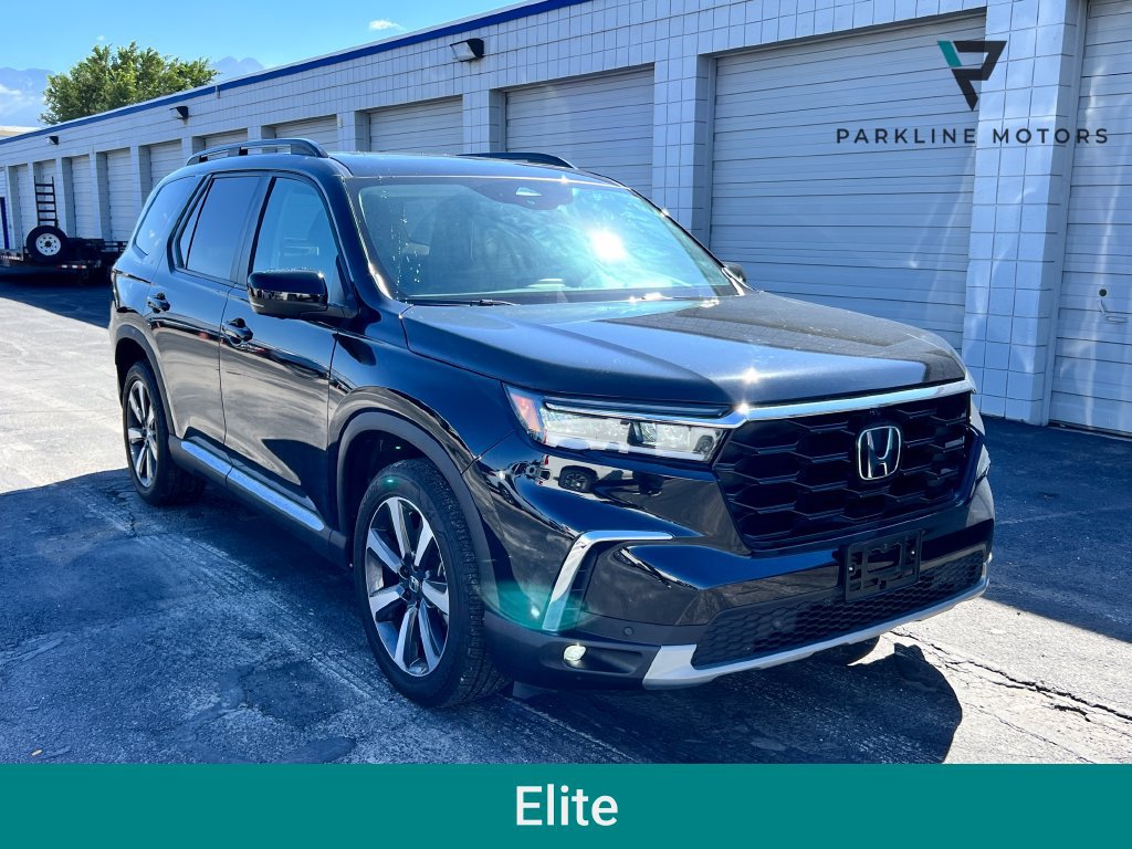 Used 2023 Honda Pilot Elite image 1