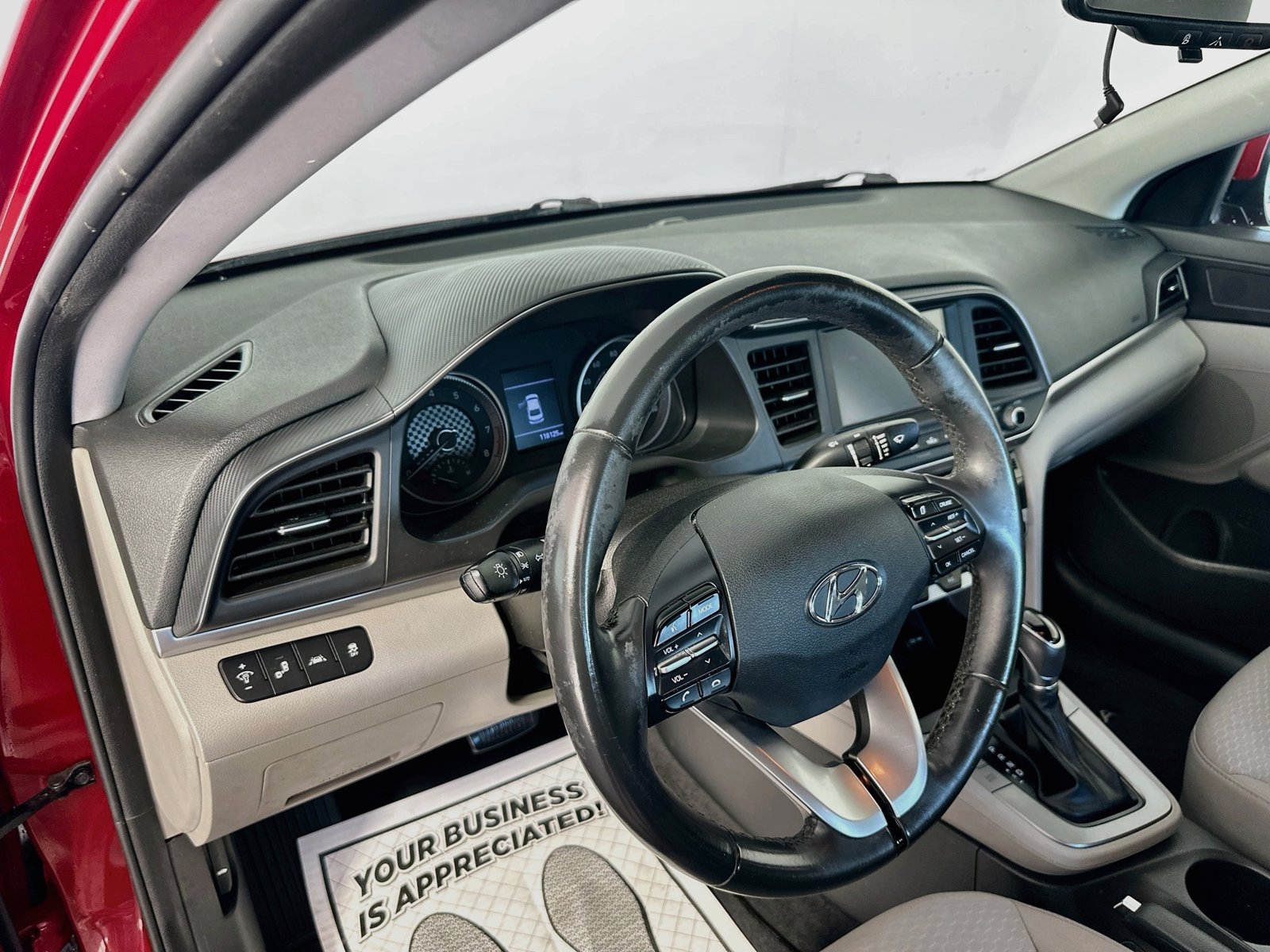 Used 2019 Hyundai Elantra Value Edition FWD image 9