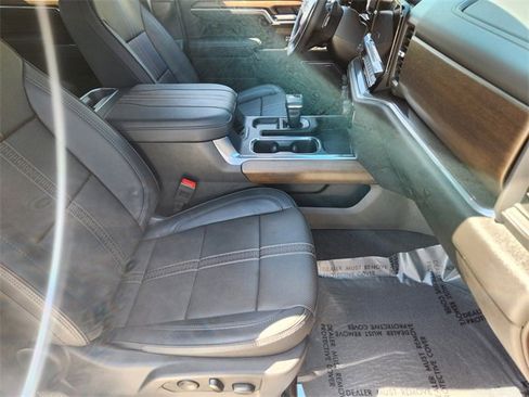 Certified 2025 Chevrolet Silverado 1500 High Country w/ Technology Package image 15