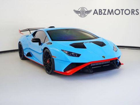 Used 2024 Lamborghini Huracan STO RWD image 1