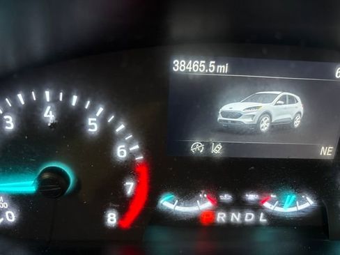 Certified 2022 Ford Escape SE w/ SE Sport Appearance Package image 15