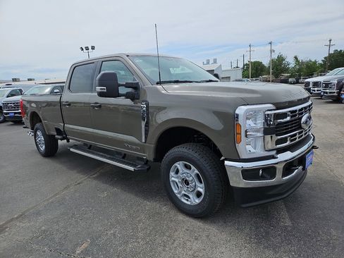New 2026 Ford F350 XLT w/ FX4 Off-Road Package AWD/4WD image 1
